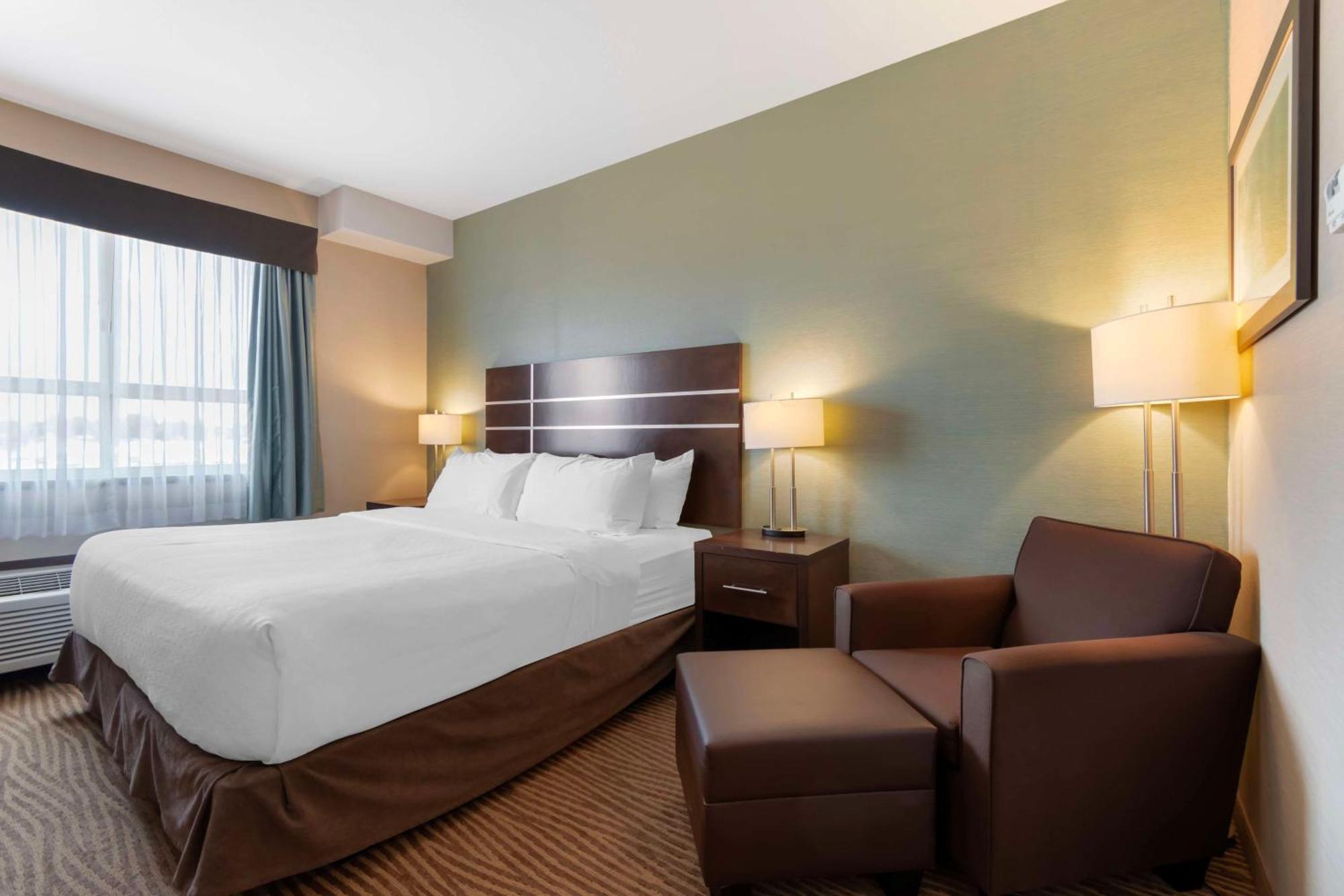 Best Western Plus Moosomin Hotel Exterior foto
