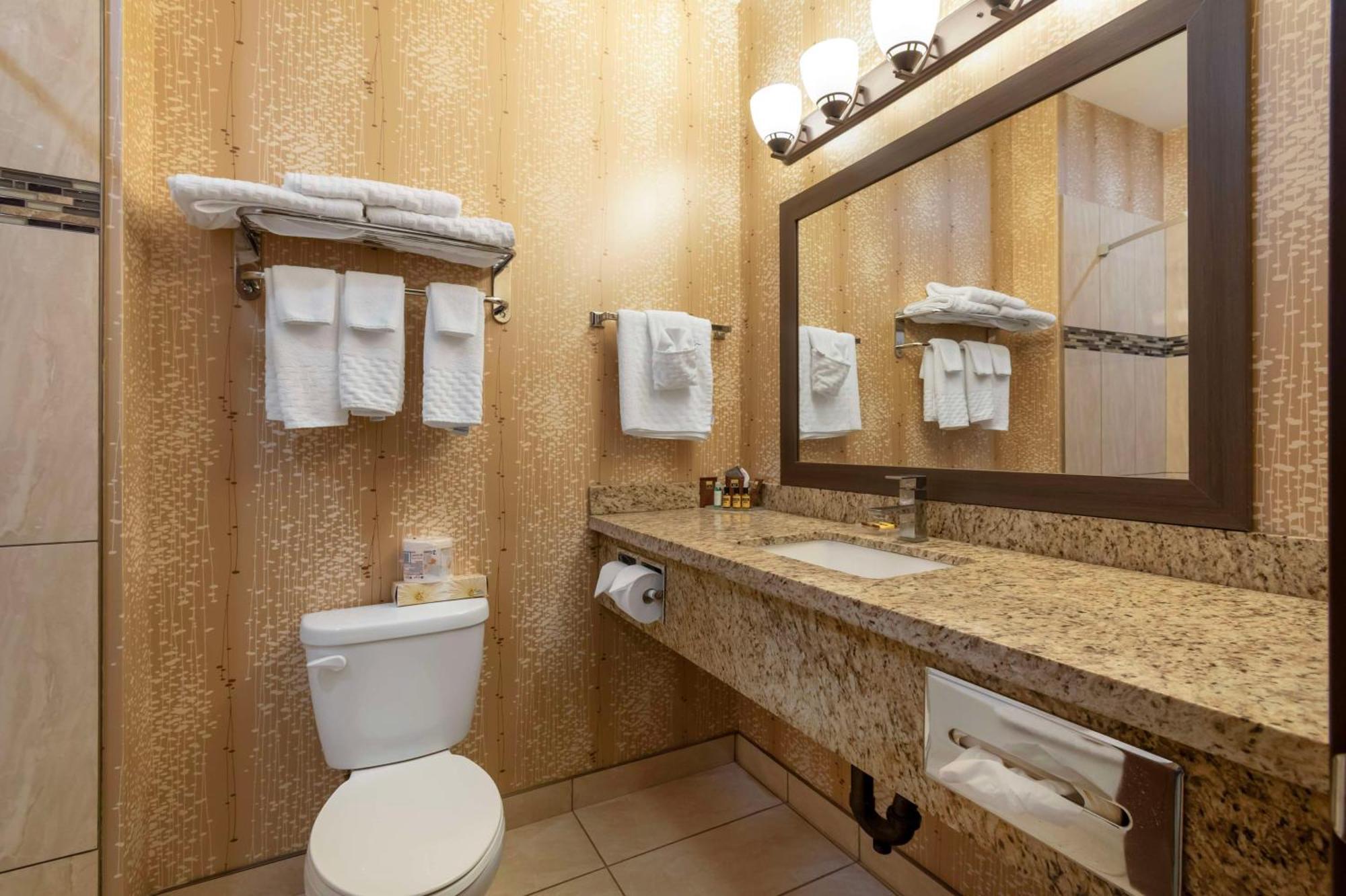 Best Western Plus Moosomin Hotel Exterior foto